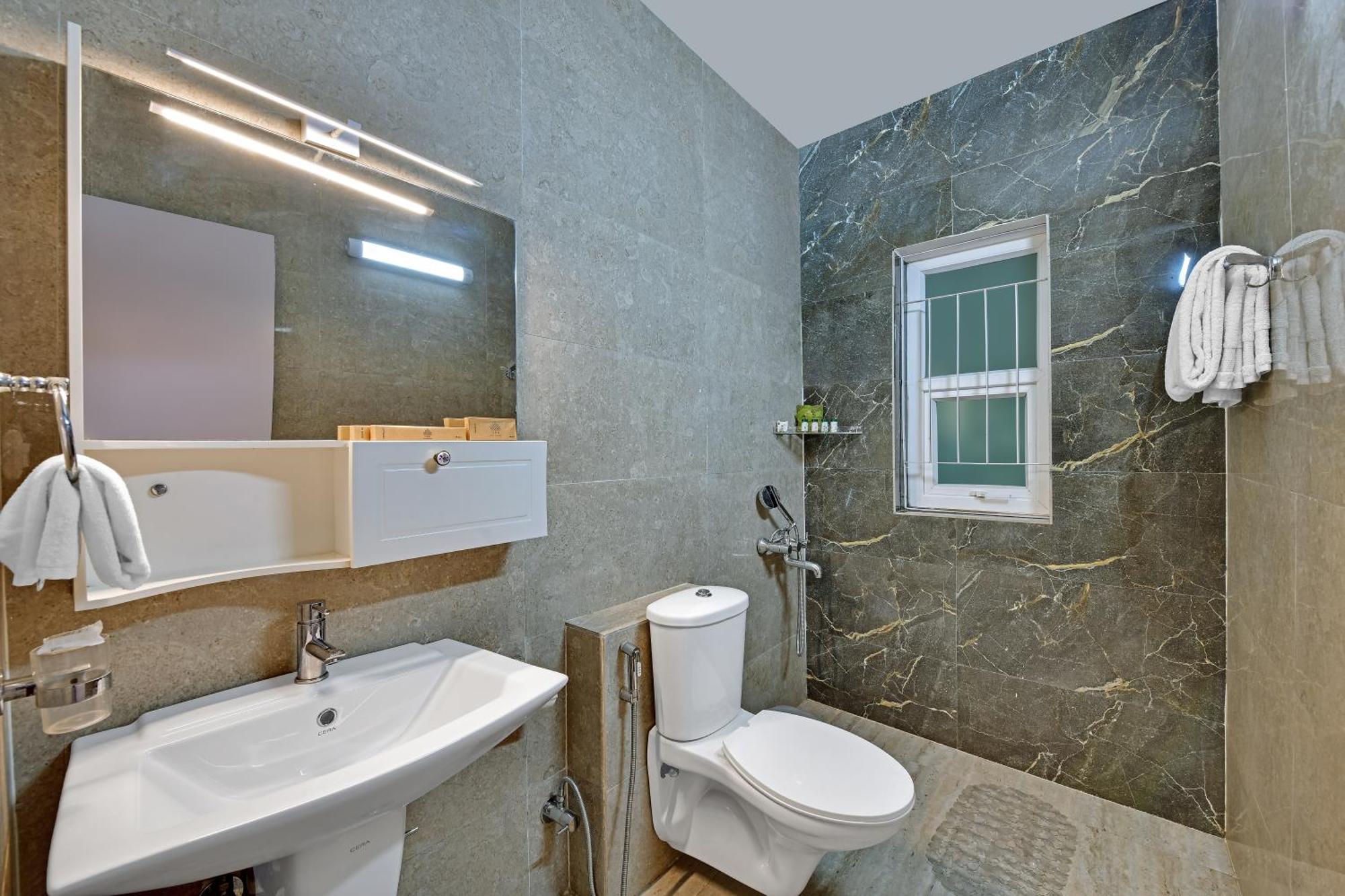 Larisa Resort, Mussoorie Exterior photo